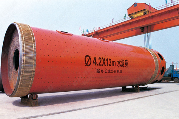 中國(guó)中材工程引進(jìn)長(zhǎng)城機(jī)械φ4.2×13m水泥磨